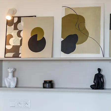 Design - Pristavna, & Parking * ברטיסלאבה