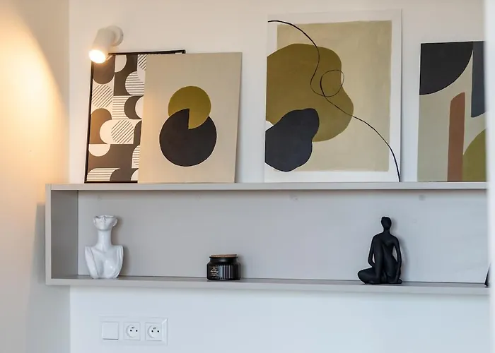 Design - Pristavna, & Parking * Bratislava